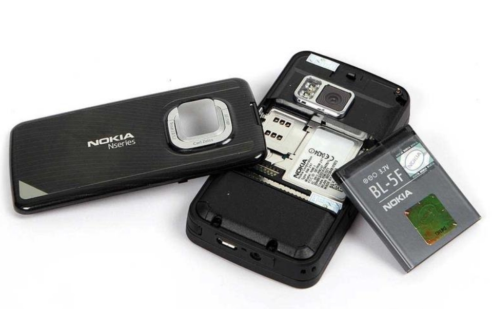 Original Nokia N96 Unlocked SmartPhone Dual Slider 3G Wifi 16GB