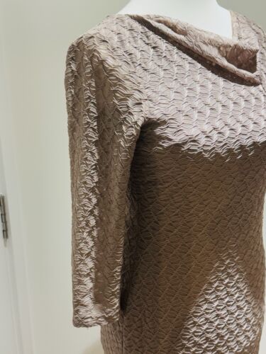 Classy Reiss 'Tatiana' Putty Gold Shimmer Dress UK size 10 | Stunning RRP £150 - Picture 4 of 15