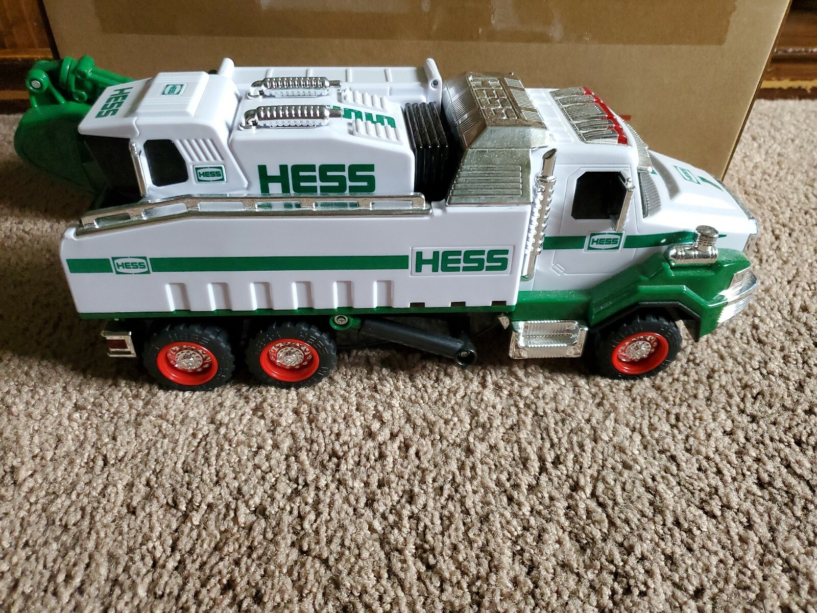 2017 hess dump truck and loader