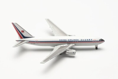 Herpa Wings Boeing 767-200 China Airlines B-1836 1:500 Modellflugzeug
