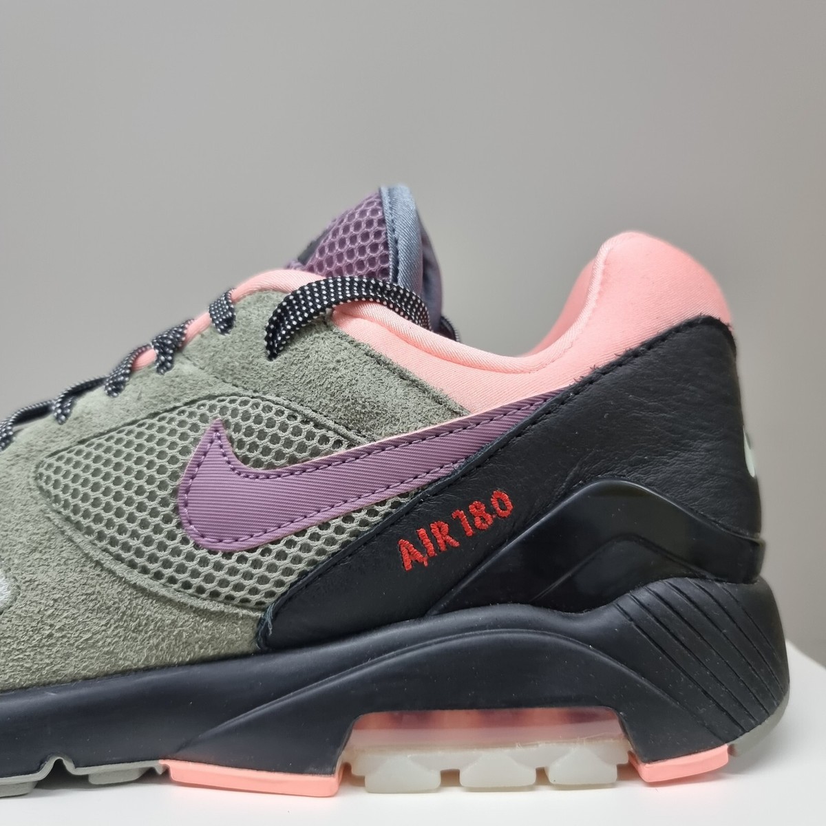 NIKE AIR MAX 180 x SIZE? DUSK TRAINERS 