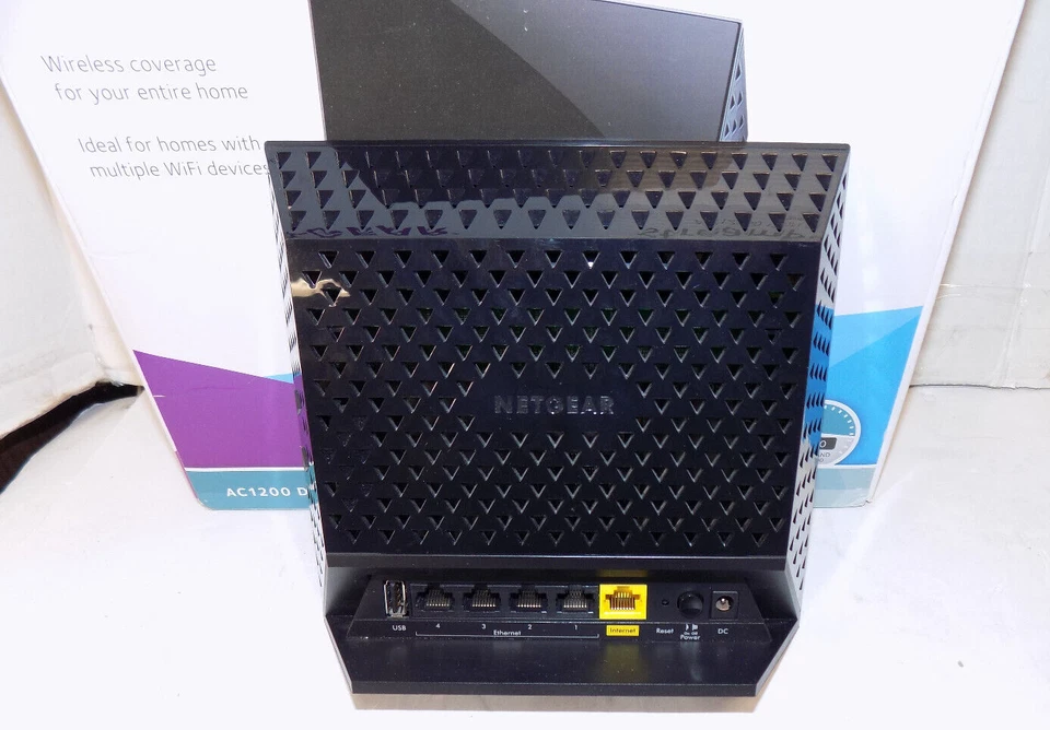 Netgear AC1200 Model R6100 Streampro Dual Band Wi-Fi Router Tested - Image 4 of 4