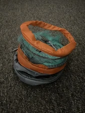 Pop Up Cat Tunnel Toy with Feather Teaser – Collapsible Pet Play Tube – Used