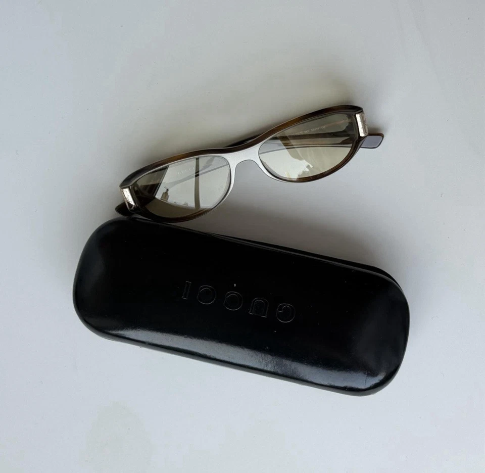 Gafas de sol vintage futuristas Gucci GG2549/S Foto 2 de 4