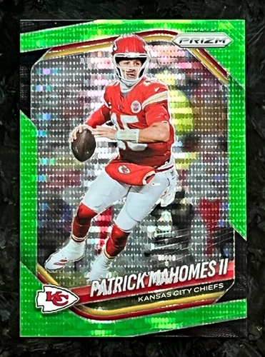 Patrick Mahomes II 2025 Panini Prizm Neon Green Pulsar Kansas City Chiefs #26