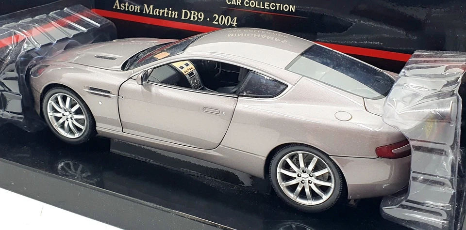 Minichamps 1/18 Scale Diecast 150 137320 - Aston Martin DB9 - Silver - Image 2 of 4