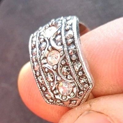 Vintage Ornate Silver Tone Band Ring with Clear Stones