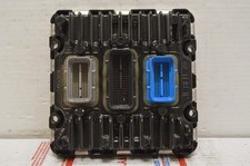 2004 2005 Cadillac Deville 12587465 Engine Control Module Unit Ecm D71 017