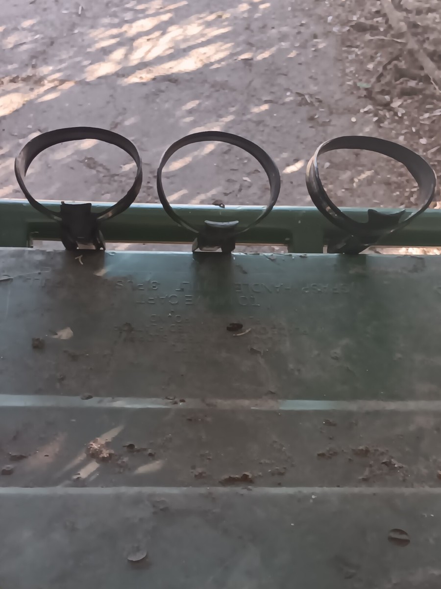 CAMPAGNOLO RECORD CARBON WATER BOTTLE CAGE X3 (a good fourth with