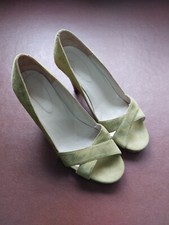BODEN SHOES 39, PALE GREEN HIGH HEELED SANDAL, SUEDE OPEN TOE USED GC
