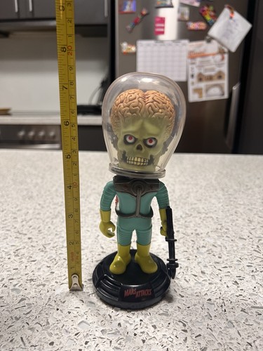 Funko 2012- Wacky Wobbler- Mars Attacks Bobble head-Alien Martian Topps OOB - Picture 7 of 12