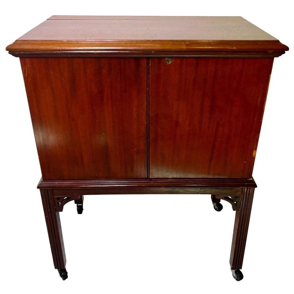 Antique Vintage Wood Hide a Bar liquor cabinet 40s RMC Rock-Ola MOVEABLE BAR MCM - Image 2 of 4