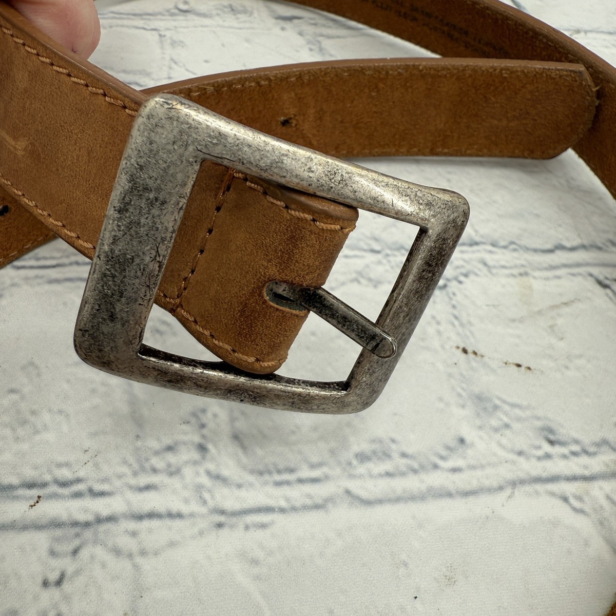 Eddie Bauer BROWN GENUINE LEATHER 1 5/8\