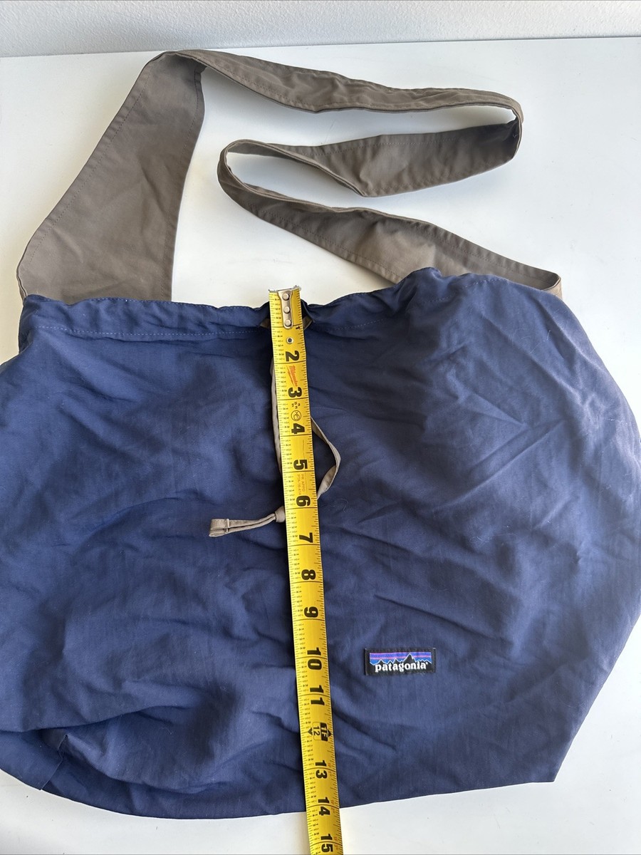 patagonia ボディバッグ グレー　廃盤　希少 Patagonia パタゴニア サコッシュ ボディバッグ グレー ブルー 未使用