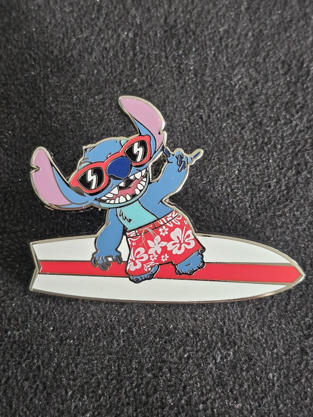 Disney pin 161765 Lilo and Stitch Surfing Surfboard Red sunglasses (8)