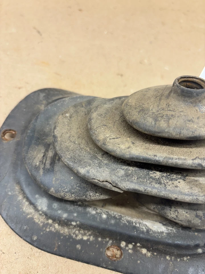 1973 1979 Ford Truck F250 F150 F350 Np205 Shift Boot Shifter Shroud 1978 1977 79 - Image 3 of 4