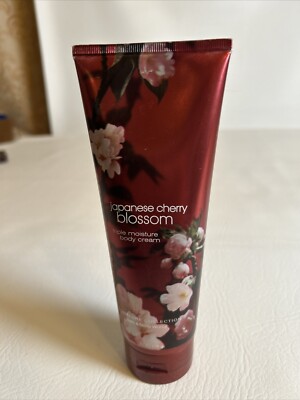 Bath & Body Works Japanese Cherry Blossom Triple Moisture Body Cream 8 oz
