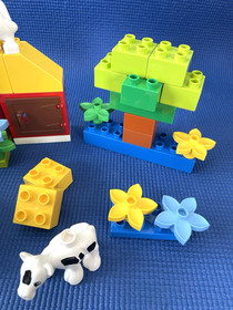 Lego Duplo #6141 Farm Barnyard Set (Incomplete)