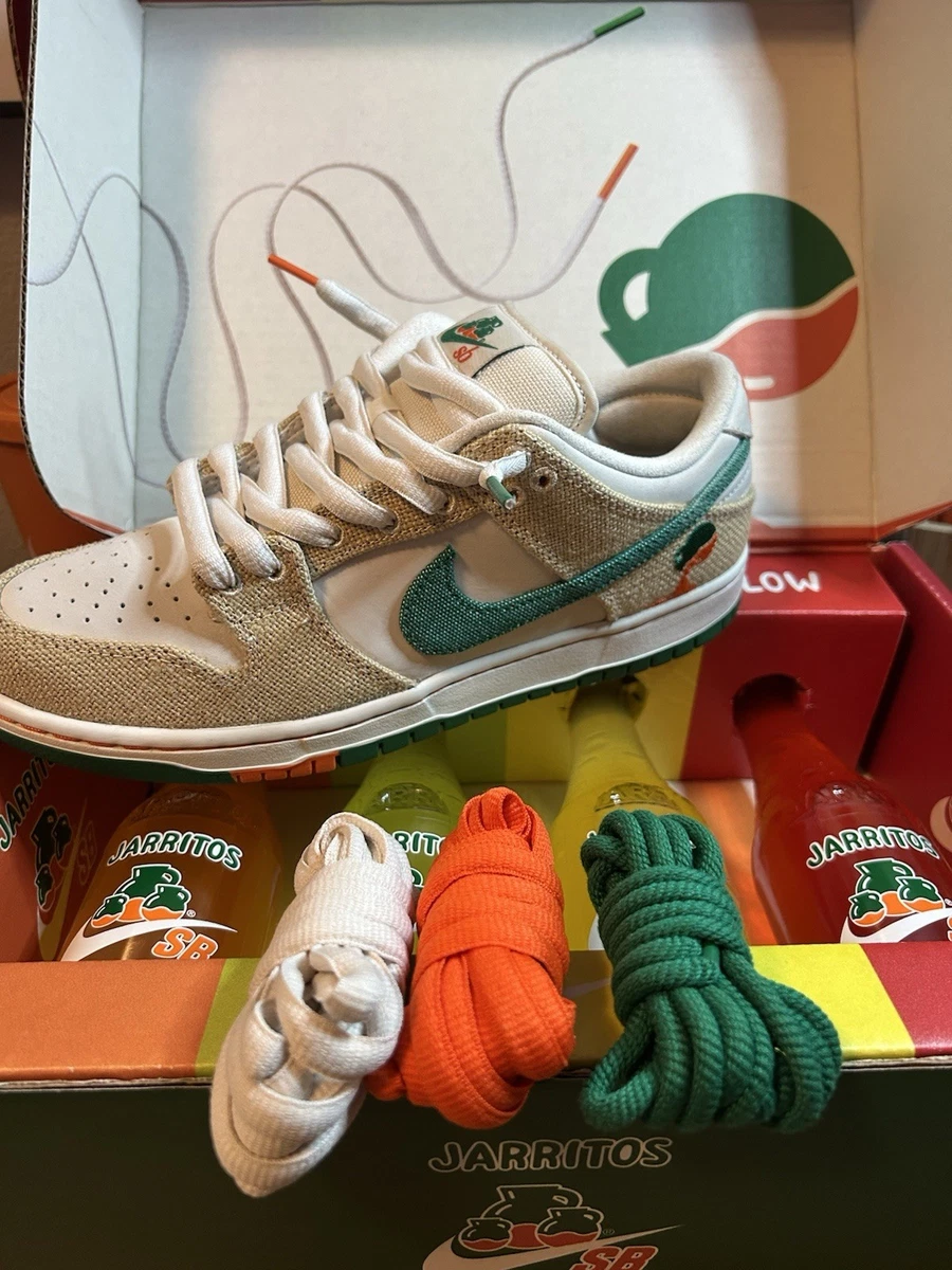 Nike Jarritos x Dunk SB Special Box Friends & Family Low Ivory for
