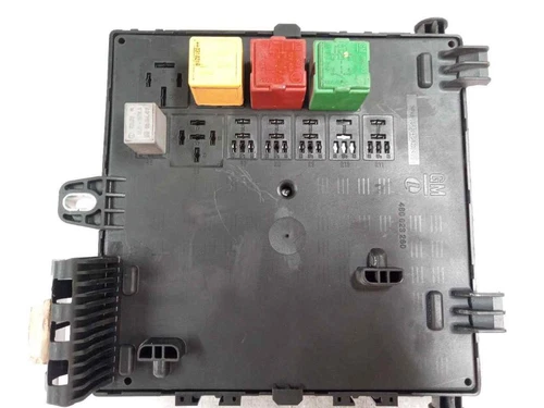 13112914 Porta Fusibili per OPEL SIGNUM Básico 2003 504367 - Foto 6 di 10