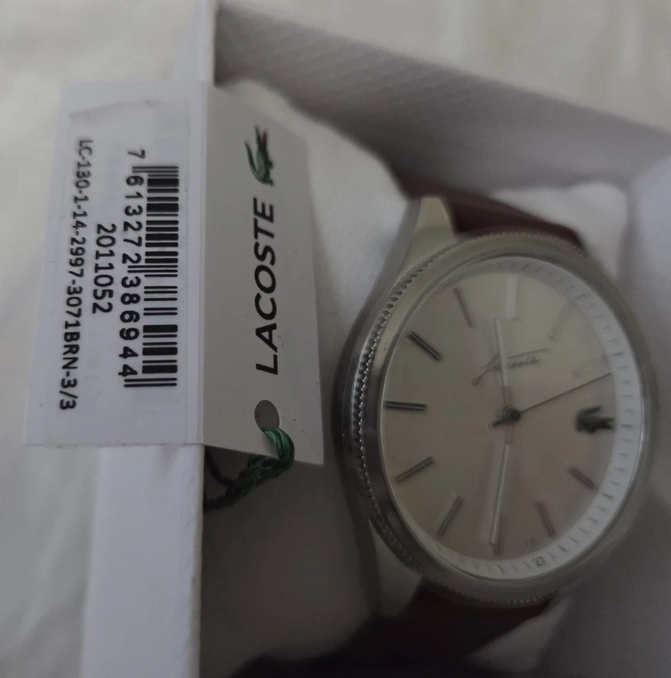 Reloj LACOSTE Heritage Hombre - Nuevo con Etiquetas y Caja - Correa de Cuero 42mm Nunca Usado Foto 4 de 4