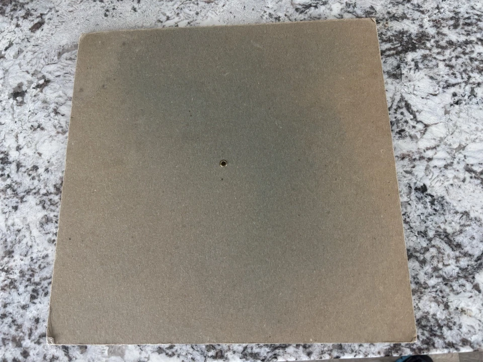 Vintage Twister Game 1966 Milton Bradley - Apenas tabuleiro giratório - 12,5" x 12,5"  - Imagem 2 de 2