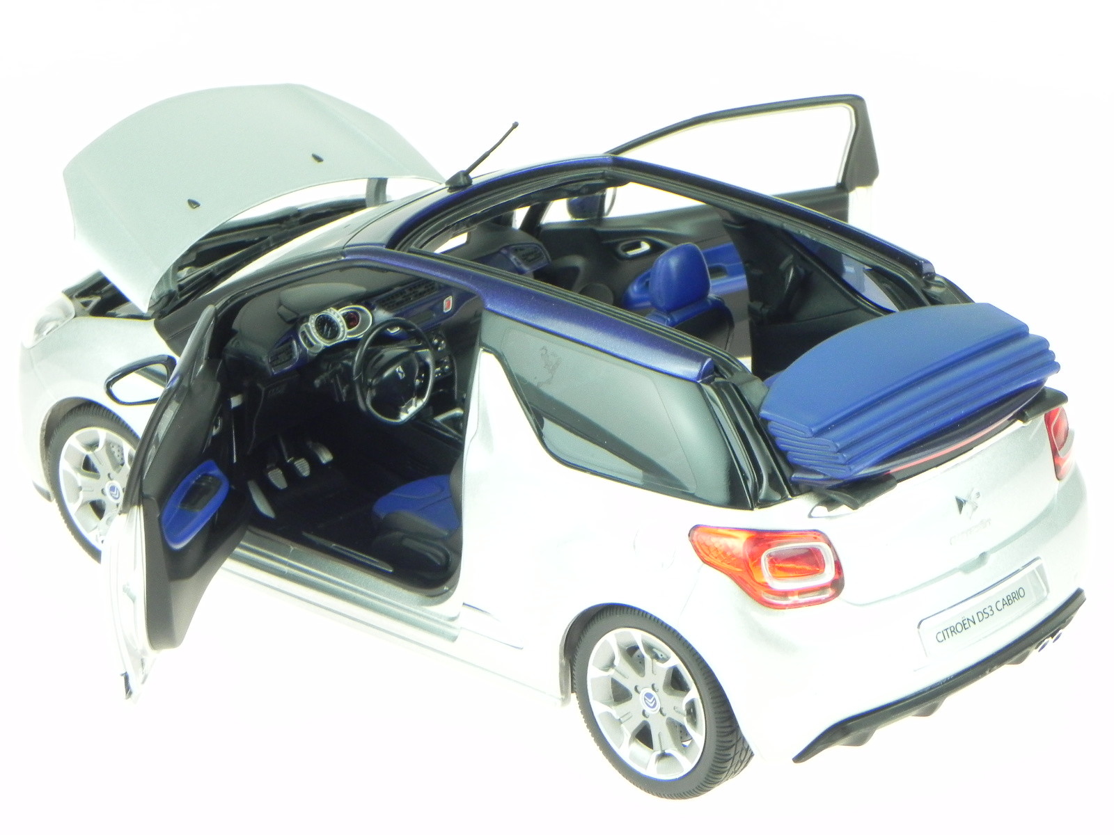 Citroen DS3 DS 3 Cabrio 2013 argent argent argent bleu véhicule miniature 181548 Norev 1 18 7cabfa Citroen DS3 DS 3 Cabrio 2013 argent argent argent bleu véhicule miniature 181548 Norev 1 18 7cabfa