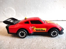Vintage Tonka Clutch Popper Porsche 935 Push Button Friction Car Die Cast Red