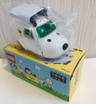 Snoopy Tomica Mini Car Snoopy Museum Tokyo Limited Japan Peanuts