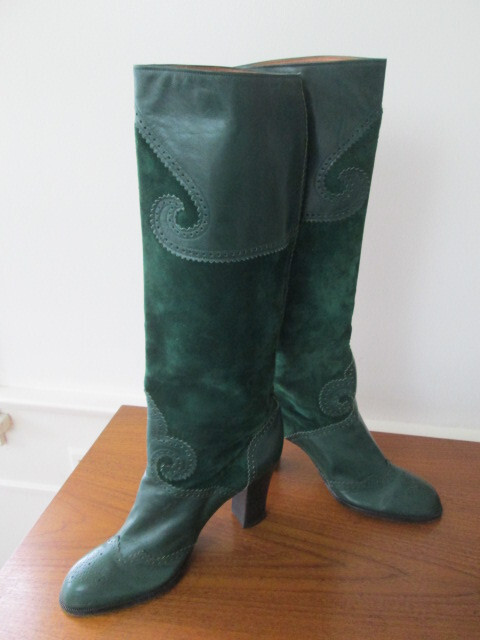 Yves Saint Laurent Paris superbi STIVALI VERDI pelle scamosciata pelle di vitello 38 1 2 vintage