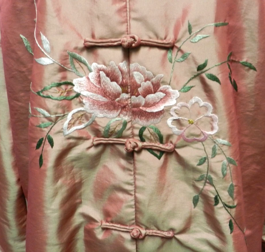 Blusa Grace Chuang 100% Seda Bordada Top Rosa Brillo Nudo Botón Talla XL Foto 3 de 4