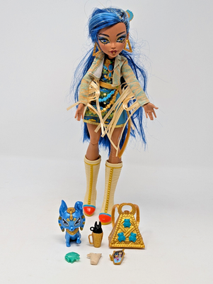 #ad Monster High 11quot; Doll CLEO DE NILE PET SPHINX EGYPT LOT G3 $13.99