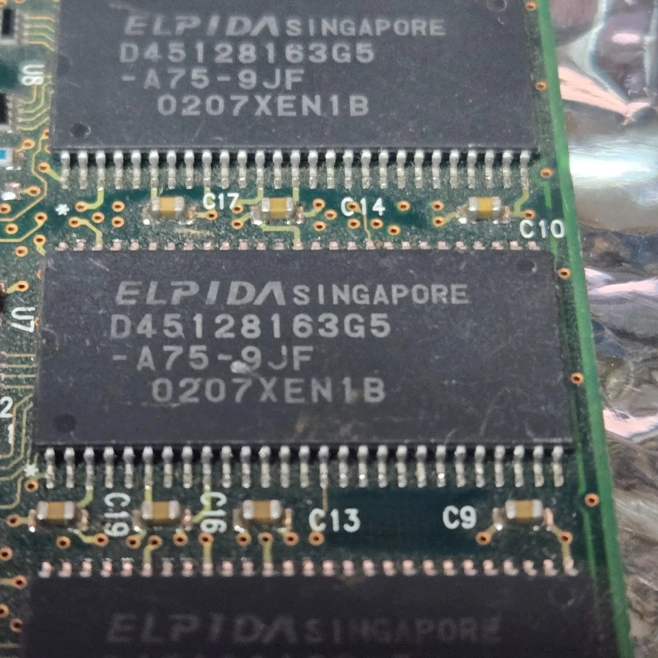 Elpida MC-4516CD642XS-A75 128MB SDR PC-133 Random Access Memory RAM - Image 3 of 4