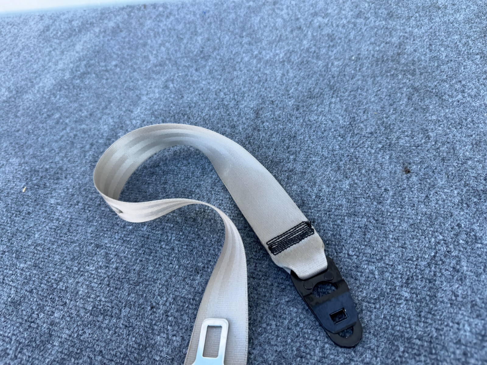 Bentley Flying Spur 2013-2018 FRONT+RIGHT Seat belt buckle