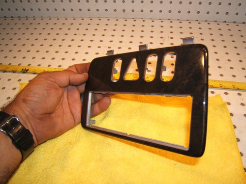 Mercedes W208 2002 CLK430 coupe console switch BIRDS eye Wood 1 Cover,2086801936 - Picture 12 of 12