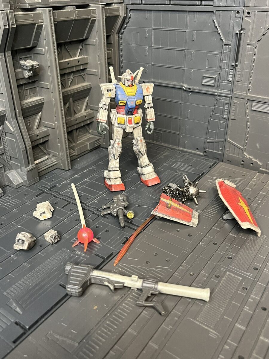 Bandai Mobile Suit Gundam Battle Scarred RX-78 GFighter Bandai Mobile Suit Gundam Battle Scarred RX-78 GFighter