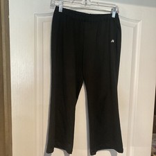 womens new balance capri pants size medium