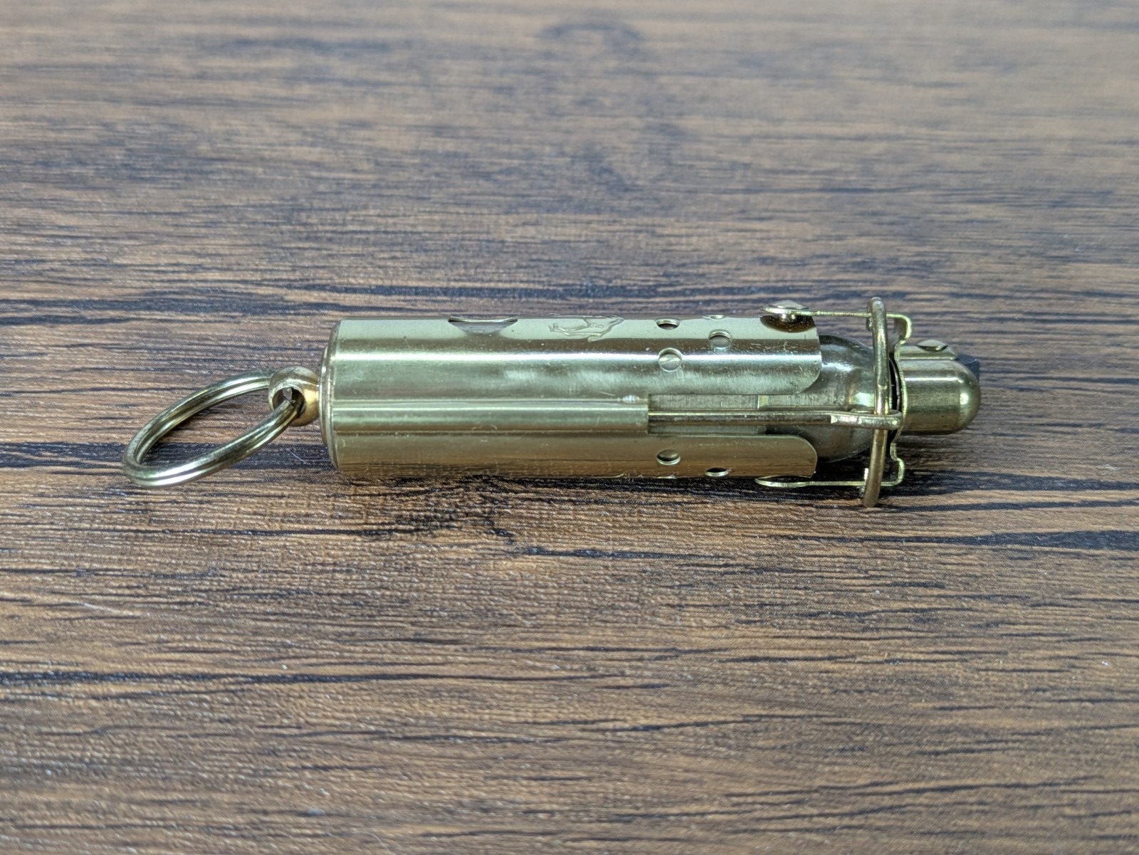 Vintage - 2¾" Unlite Joe Camel Brass Cigarette Lighter, Keyring Trench Style