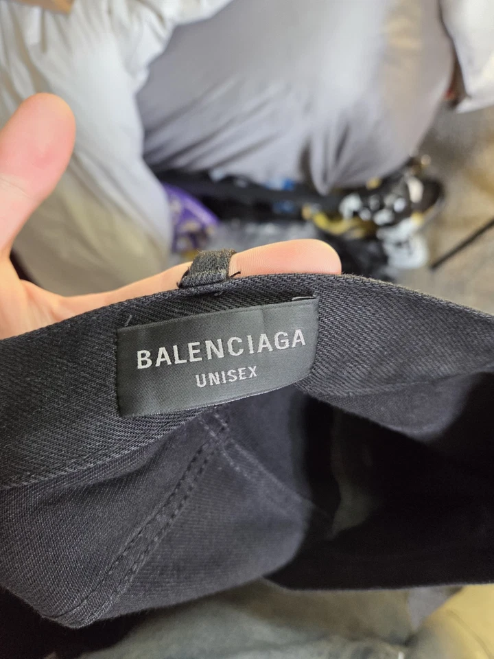 Talla 36 - Pantalones de mezclilla Balenciaga doble cintura desgastados Foto 4 de 4
