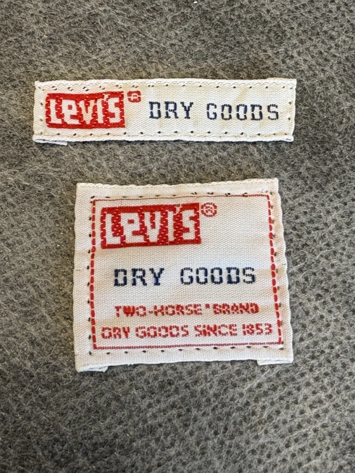 Authentic Levis Dry Goods Small Sew On Replacement Clothing Brand Logo Set New! - Image 4 of 4