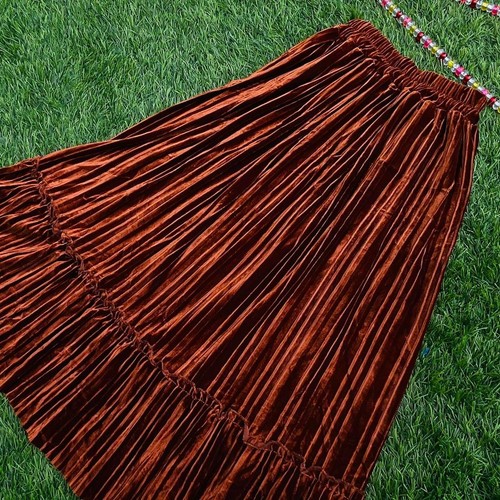 Vintage Feather Like Velvet Mixi Skirt