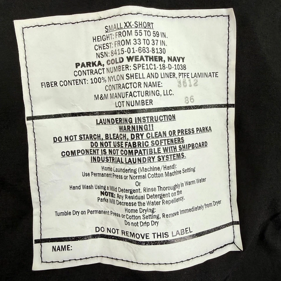 US Navy Cold Weather Parka Jacket Mens Small XX-Short Goretex Hooded Military - Image 2 of 4