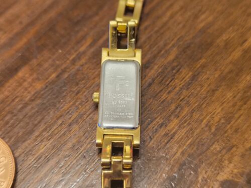Ladies Fossil F2 ES-9383 Quartz Watch - Picture 6 of 7