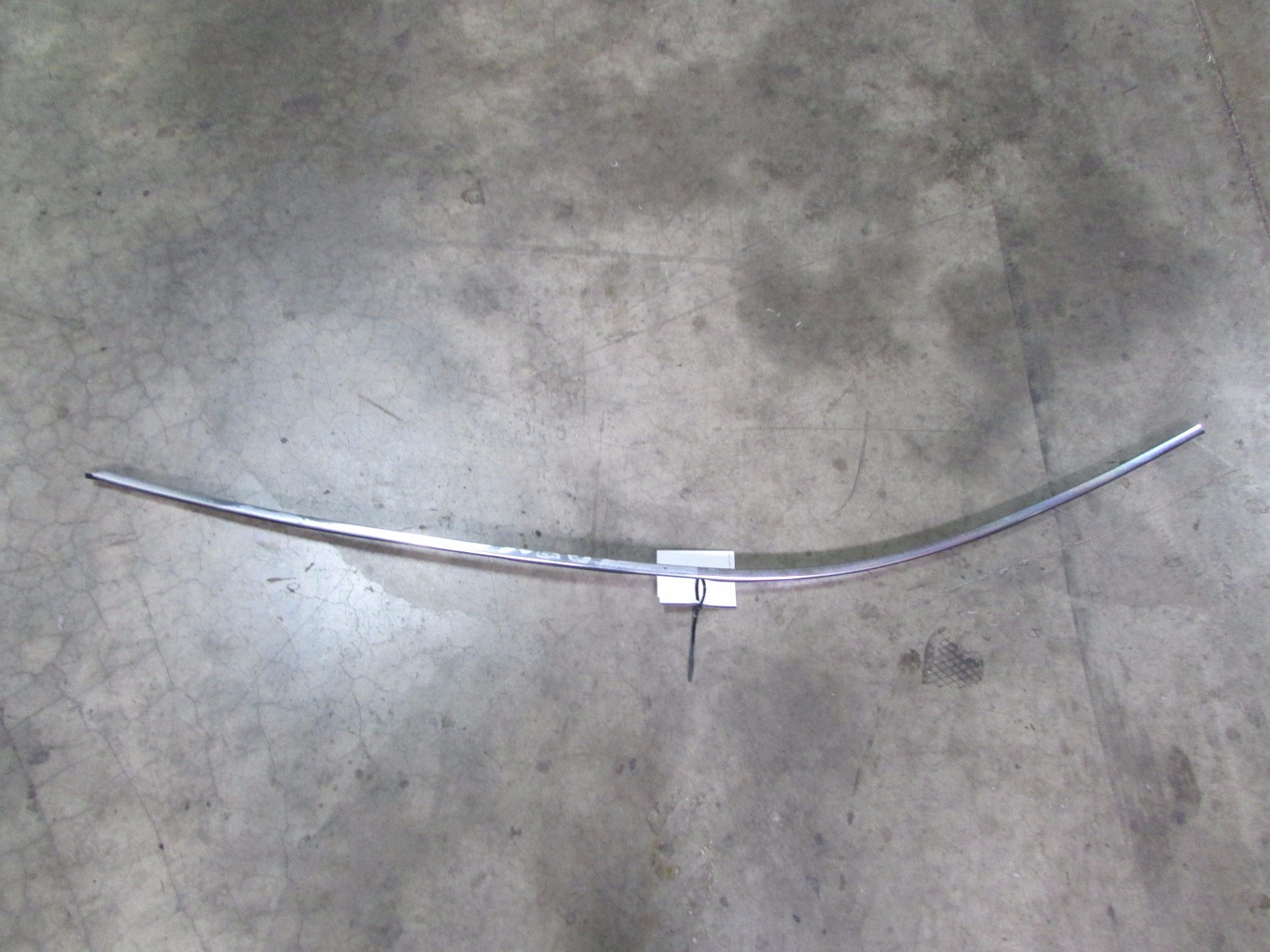 Maserati GranTurismo, RH, Right On Body Trim, Chrome, Used, P/N 82078400