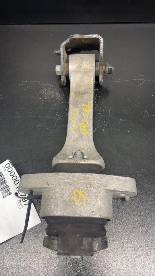 ✅ 2017 HYUNDAI TUCSON ENGINE FRAME MOUNT OEM - Image 2 of 3