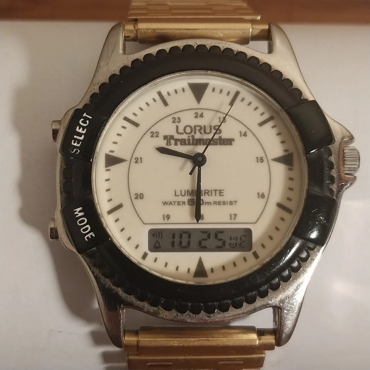 Lorus hotsell trailmaster watch