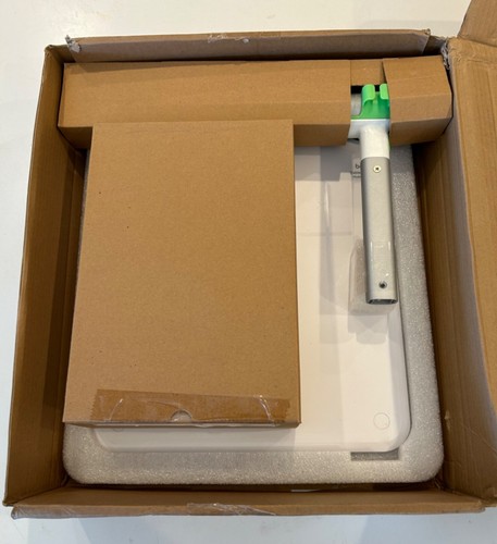 Belkin EDC001 Tablet Stand Portable Projector Stand For iPad Pro White!!! - Picture 2 of 3