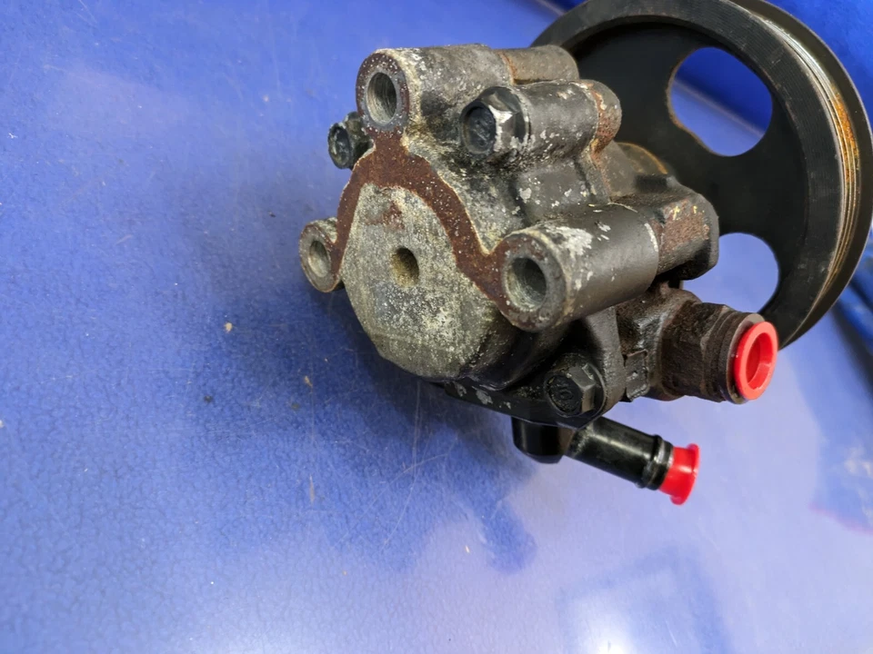 Bomba y polea de dirección asistida OEM Lexus GX470 y Toyota 4Runner Foto 2 de 4