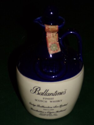 BALLANTINES FINEST SCOTCH WHISKY KERAMIKFLASCHE 70/80 VINTAGE