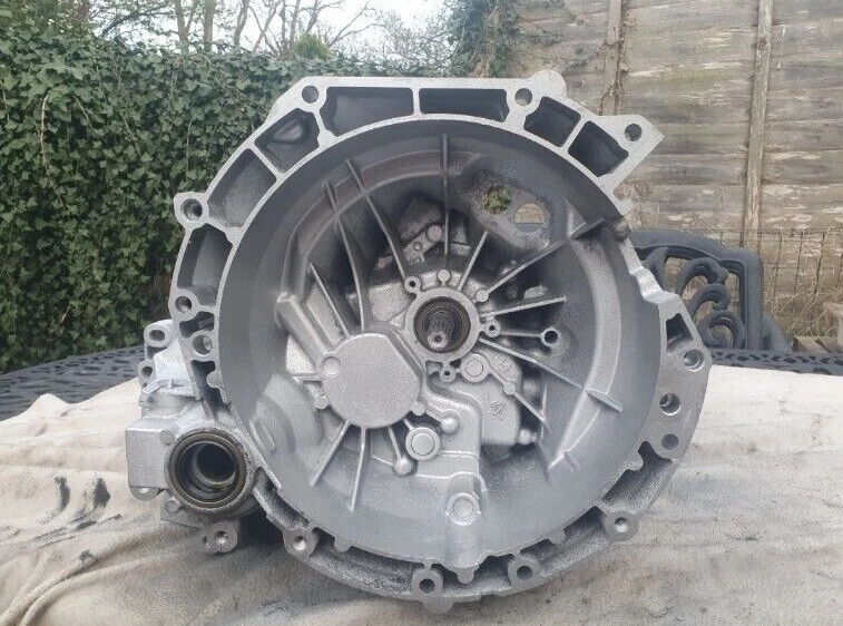 IB5 Gearbox, fully reconditioned, Ford. - Picture 4 of 8